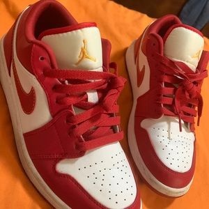 Low Air Jordan 4’s -